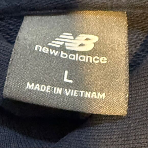 New Balance Navy Small Logo Cotton Hoodie‎ Men’s L Athleisure Streetwear - Picture 4 of 6